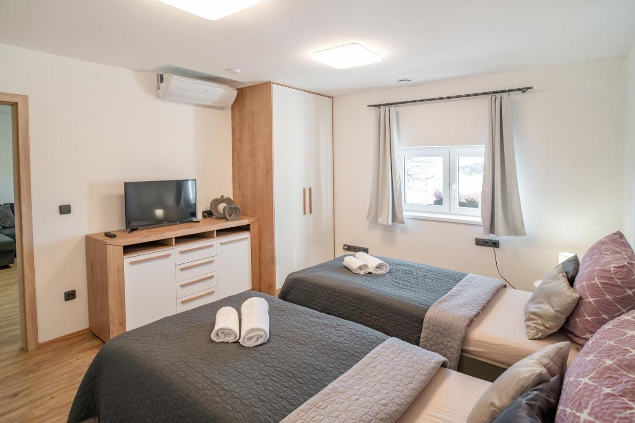 Hotel Smrz Sepekov 外观 照片