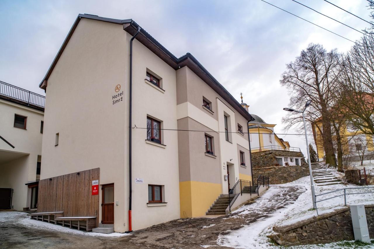 Hotel Smrz Sepekov 外观 照片