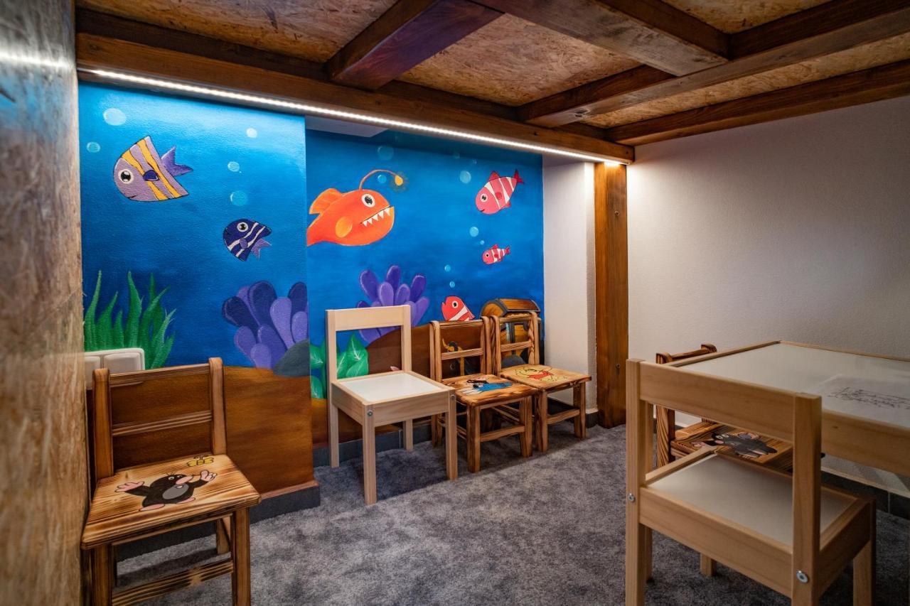 Hotel Smrz Sepekov 外观 照片